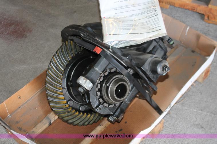 image for item AZ9464 Rockwell Meritor RRL20145 differential