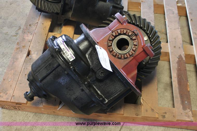 image for item AZ9468 Rockwell Meritor SQ100 differential