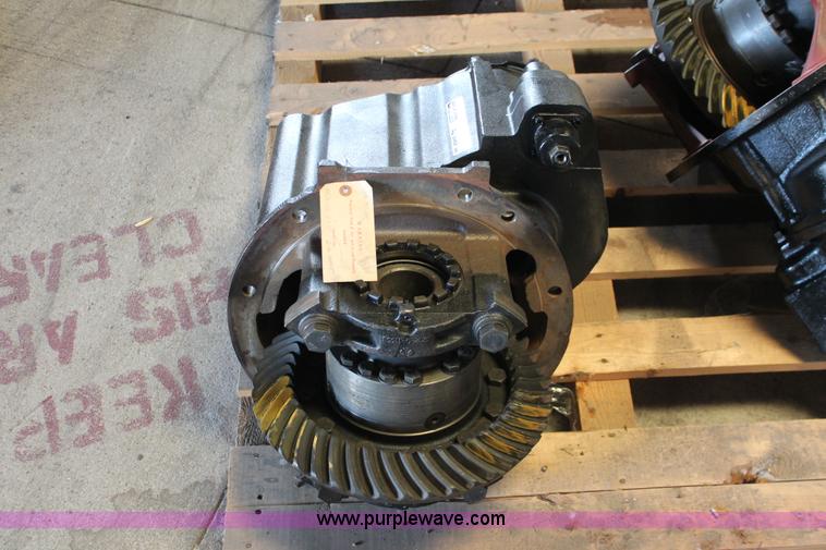 image for item AZ9469 Rockwell Meritor RP20145 differential