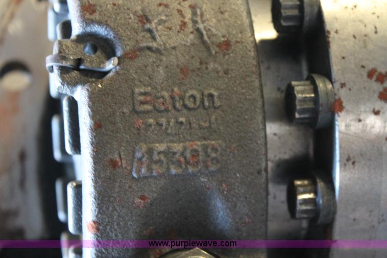 image for item AZ9476 Eaton RS404 differential