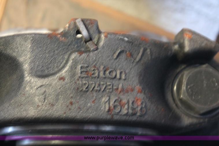 image for item AZ9476 Eaton RS404 differential