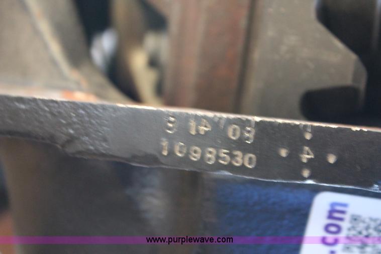 image for item AZ9476 Eaton RS404 differential