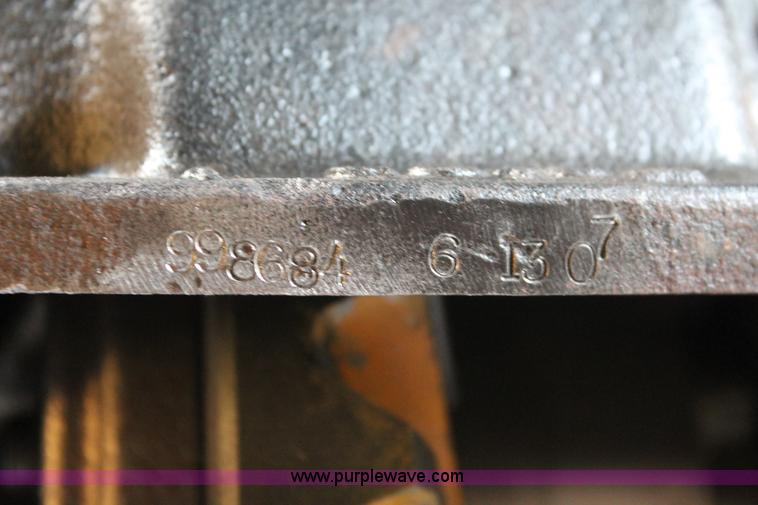 image for item AZ9477 Eaton RS404 differential