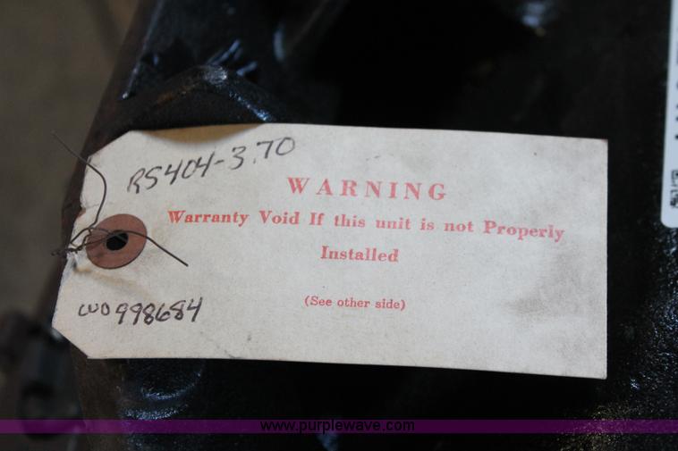 image for item AZ9477 Eaton RS404 differential