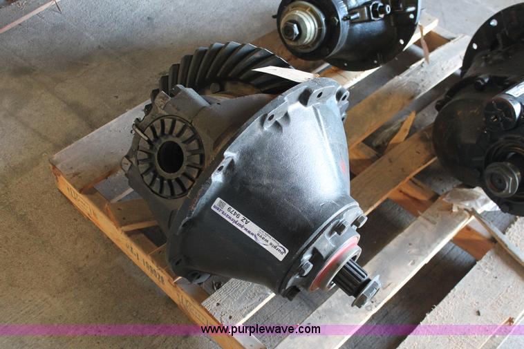 image for item AZ9479 Eaton 19200 rebuilt differential