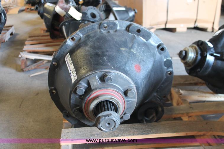 image for item AZ9479 Eaton 19200 rebuilt differential