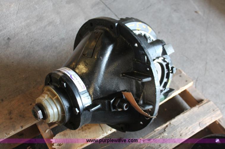 image for item AZ9480 Eaton 19050S rebuilt differential