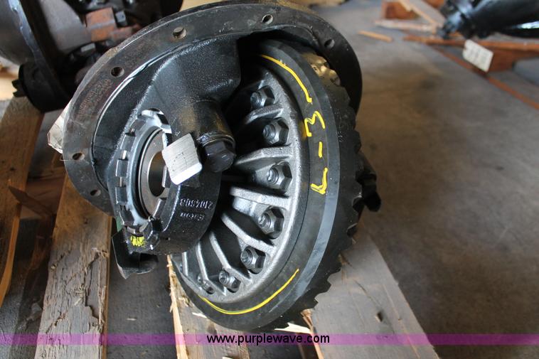 image for item AZ9480 Eaton 19050S rebuilt differential