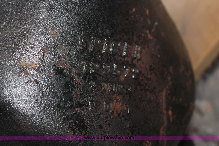 image for item AZ9481 Eaton DS404 differential