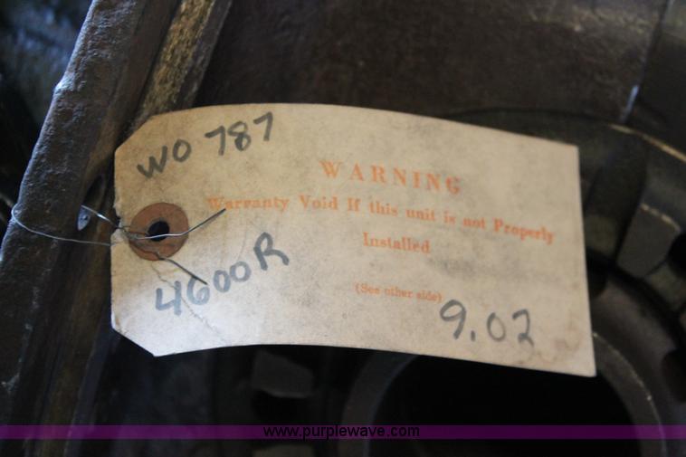 image for item AZ9482 4600R differential