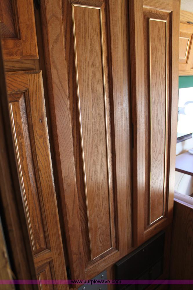 image for item C3667 1987 Chevrolet P30 Mobile Traveler 31' motorhome