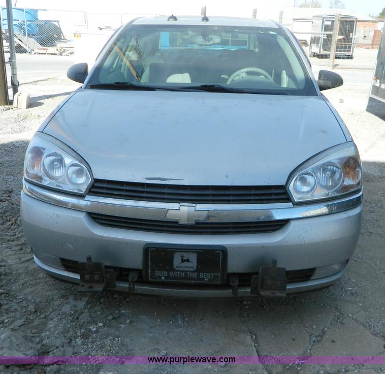 image for item D6077 2004 Chevrolet Malibu LT