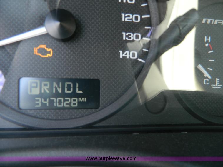 image for item D6077 2004 Chevrolet Malibu LT