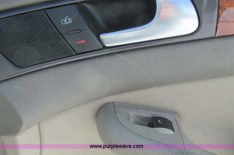 image for item E5180 2003 Audi A6 Quattro