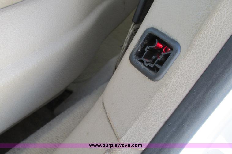 image for item E5180 2003 Audi A6 Quattro