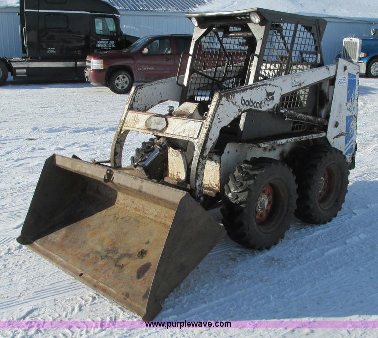 image for item E5236 1990 Bobcat 743B skid steer
