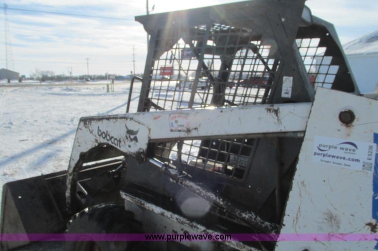 image for item E5236 1990 Bobcat 743B skid steer