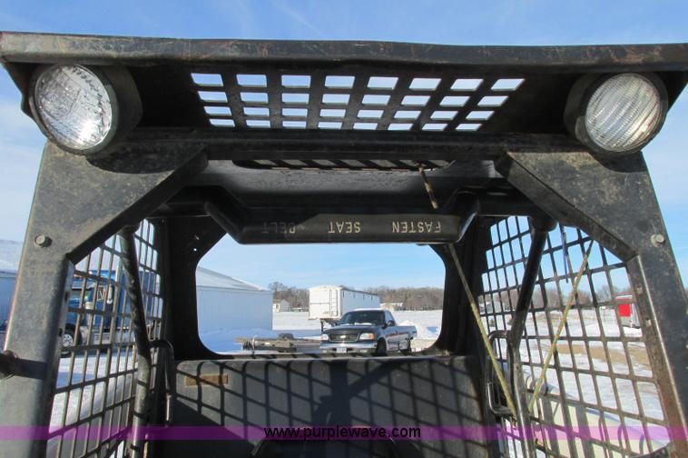 image for item E5236 1990 Bobcat 743B skid steer