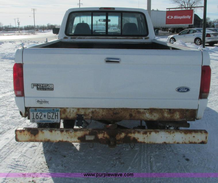 image for item E5237 1997 Ford F250 SuperCab pickup truck