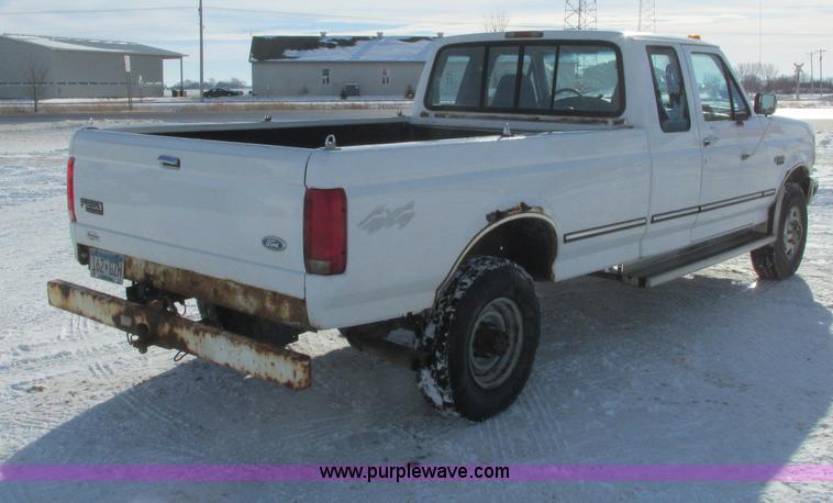 image for item E5237 1997 Ford F250 SuperCab pickup truck