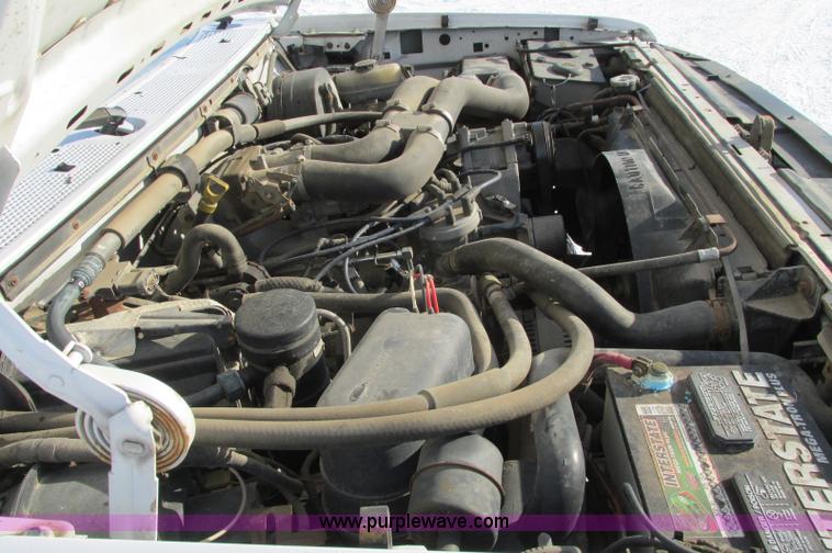 image for item E5237 1997 Ford F250 SuperCab pickup truck