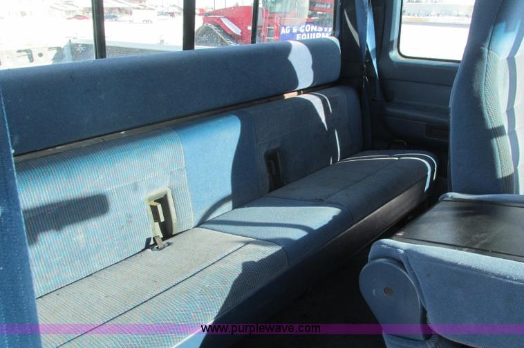 image for item E5237 1997 Ford F250 SuperCab pickup truck