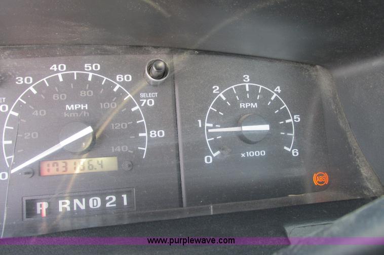 image for item E5237 1997 Ford F250 SuperCab pickup truck