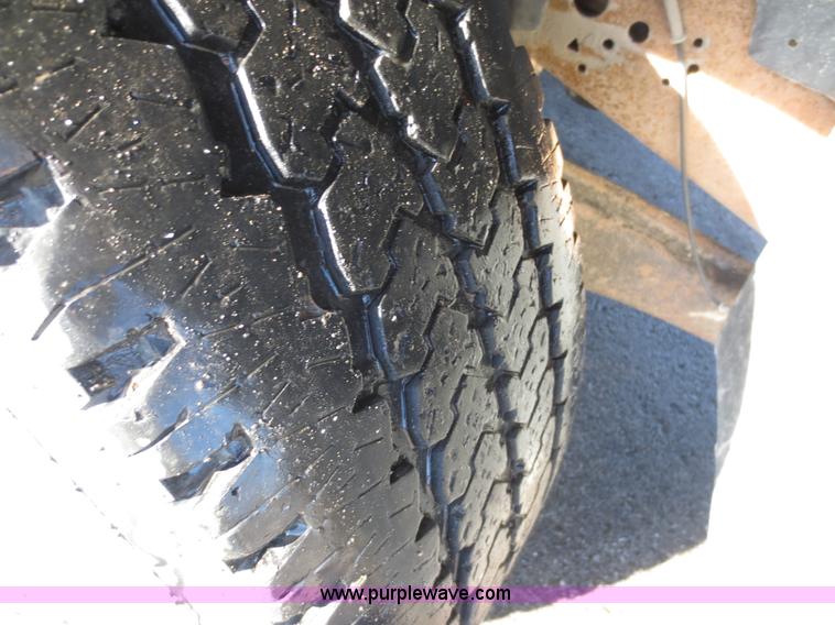 image for item F8067 2007 Ford F250 Super Duty XL Crew Cab pickup truck