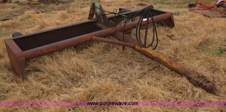 image for item F8086 12' box blade