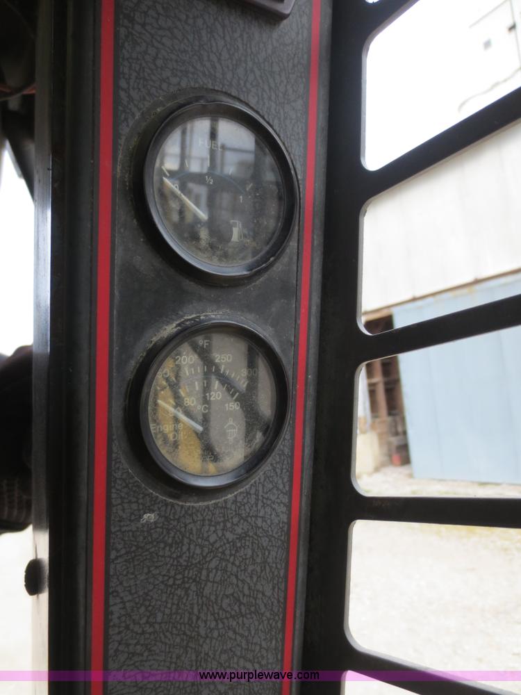 image for item F8113 1999 Gehl 4635SX skid steer