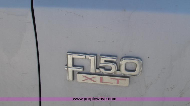 image for item G2217 1984 Ford F150 XLT SuperCab pickup truck