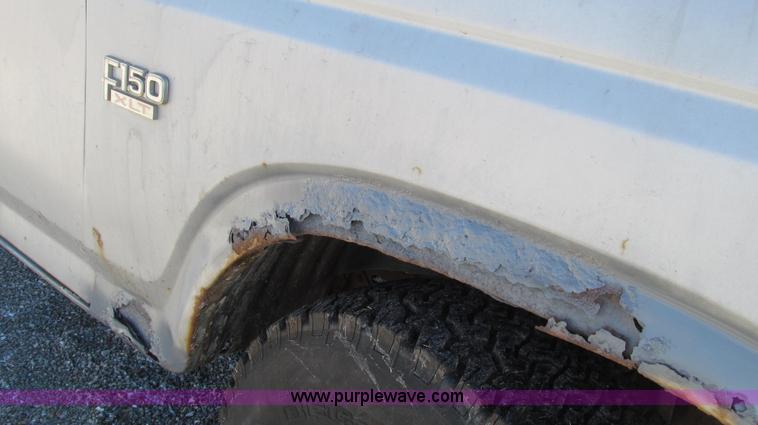 image for item G2217 1984 Ford F150 XLT SuperCab pickup truck