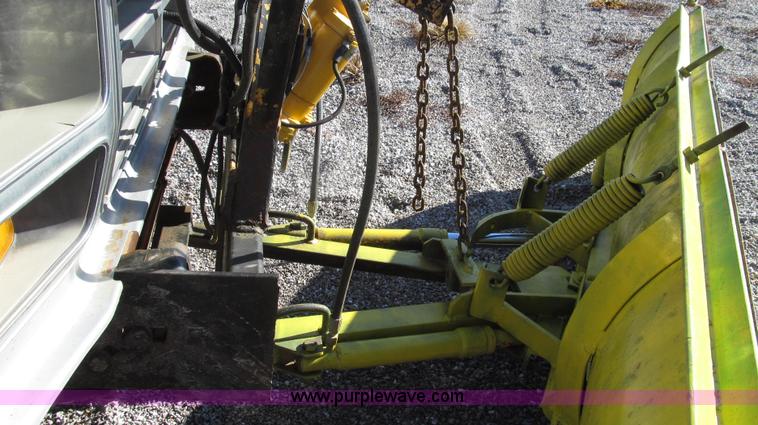 image for item G2217 1984 Ford F150 XLT SuperCab pickup truck