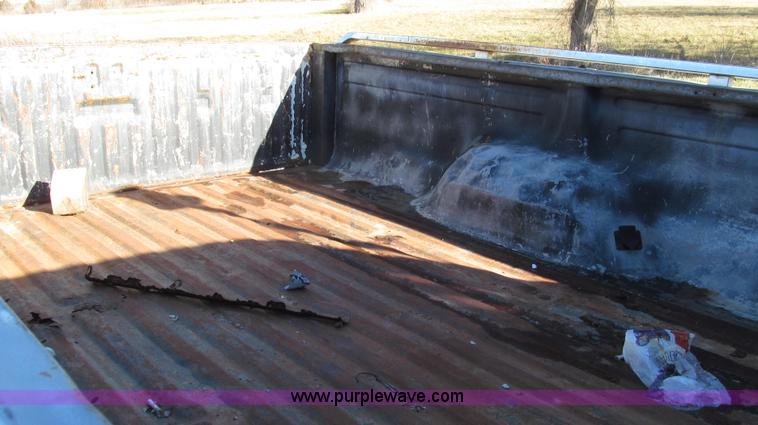 image for item G2217 1984 Ford F150 XLT SuperCab pickup truck