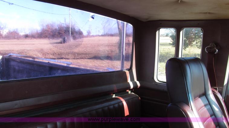 image for item G2217 1984 Ford F150 XLT SuperCab pickup truck