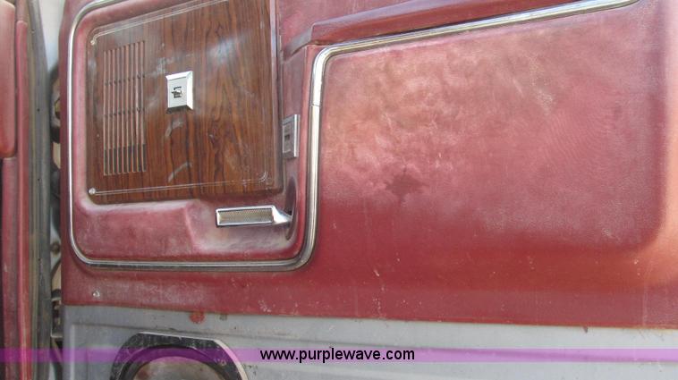 image for item G2217 1984 Ford F150 XLT SuperCab pickup truck