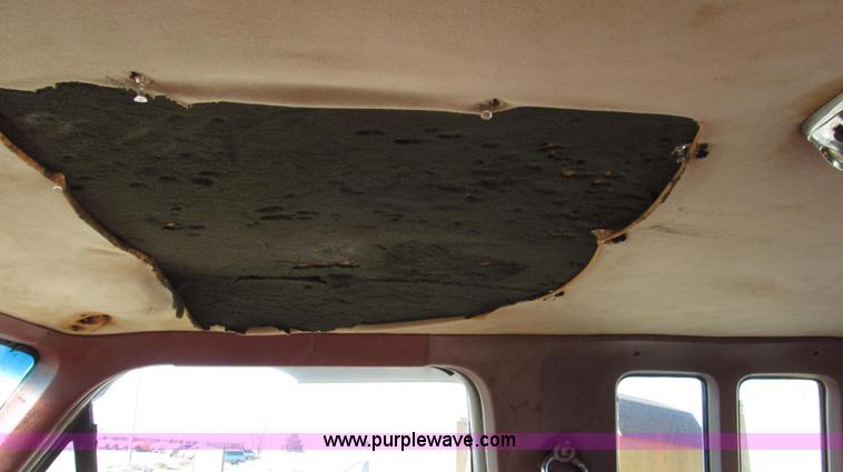 image for item G2217 1984 Ford F150 XLT SuperCab pickup truck