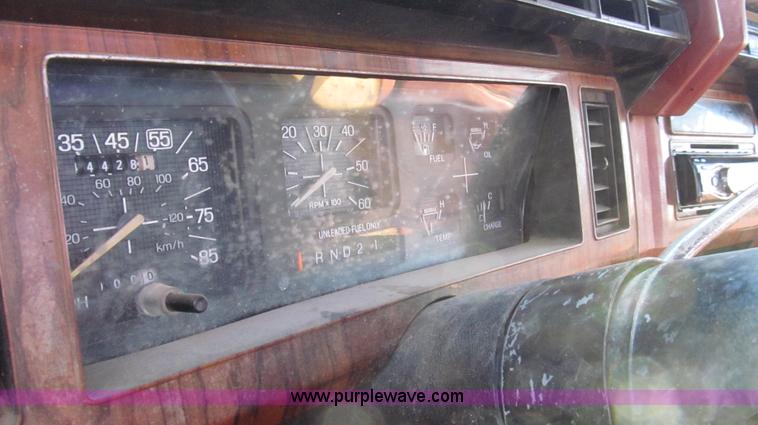 image for item G2217 1984 Ford F150 XLT SuperCab pickup truck