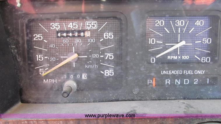 image for item G2217 1984 Ford F150 XLT SuperCab pickup truck