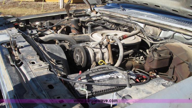 image for item G2217 1984 Ford F150 XLT SuperCab pickup truck