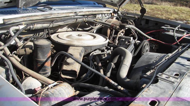 image for item G2217 1984 Ford F150 XLT SuperCab pickup truck