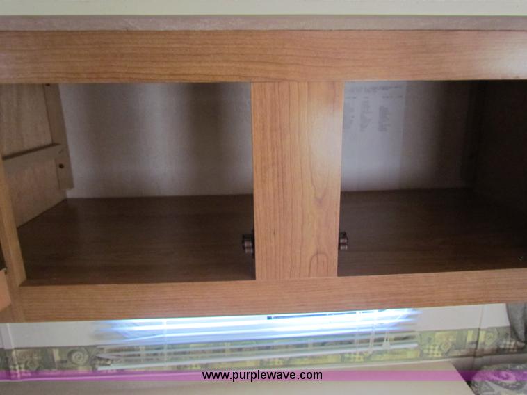 image for item G4391 2002 Coachman Captiva Ultralight travel trailer