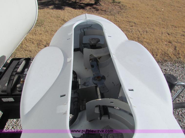 image for item G4391 2002 Coachman Captiva Ultralight travel trailer