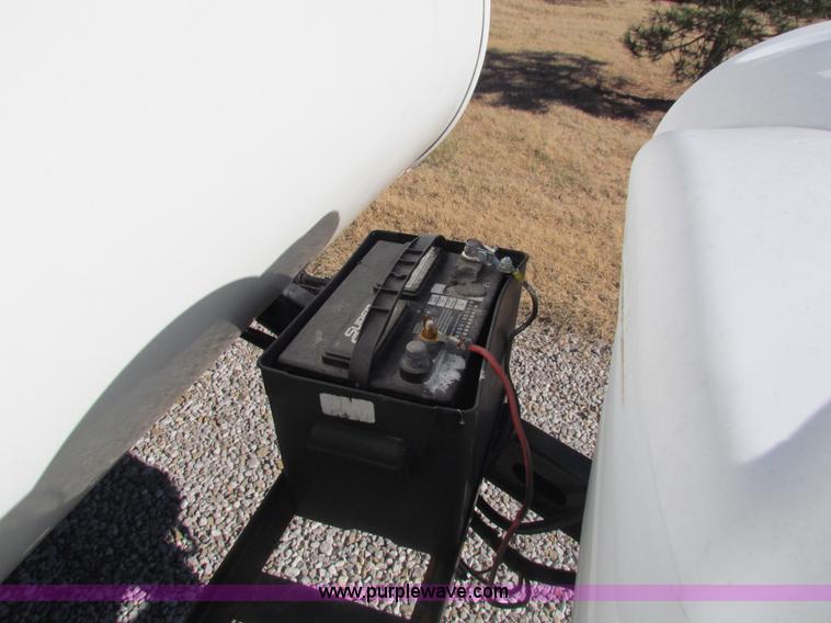 image for item G4391 2002 Coachman Captiva Ultralight travel trailer