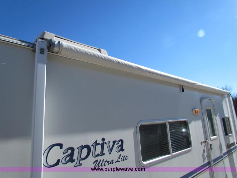 image for item G4391 2002 Coachman Captiva Ultralight travel trailer