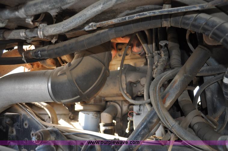 image for item G6320 1980 International Harvester 4070 Transtar II semi truck