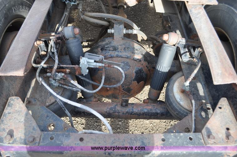 image for item G6320 1980 International Harvester 4070 Transtar II semi truck