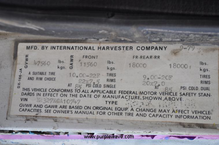 image for item G6320 1980 International Harvester 4070 Transtar II semi truck