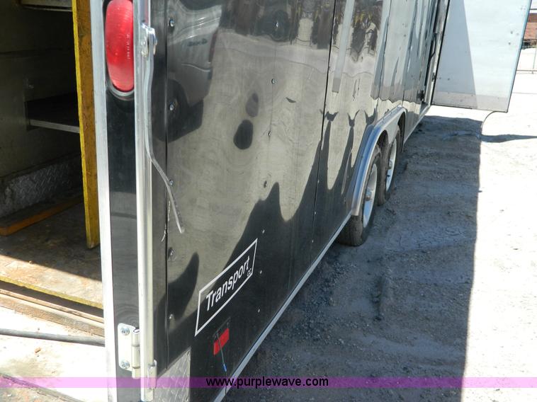 image for item G7906 2006 Haulmark TSC85X24WT2 24' enclosed trailer
