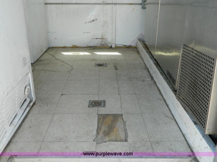 image for item G7906 2006 Haulmark TSC85X24WT2 24' enclosed trailer